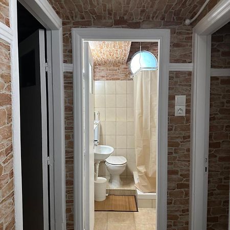 Apartament The Cave Ateny Zewnętrze zdjęcie